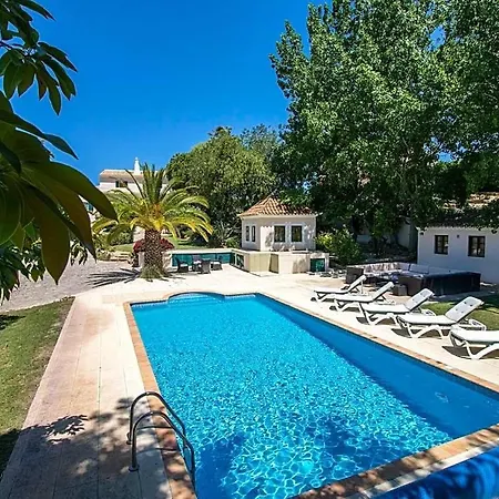 Sleeps 8 With Pool And Air Con Villa Escanxinhas